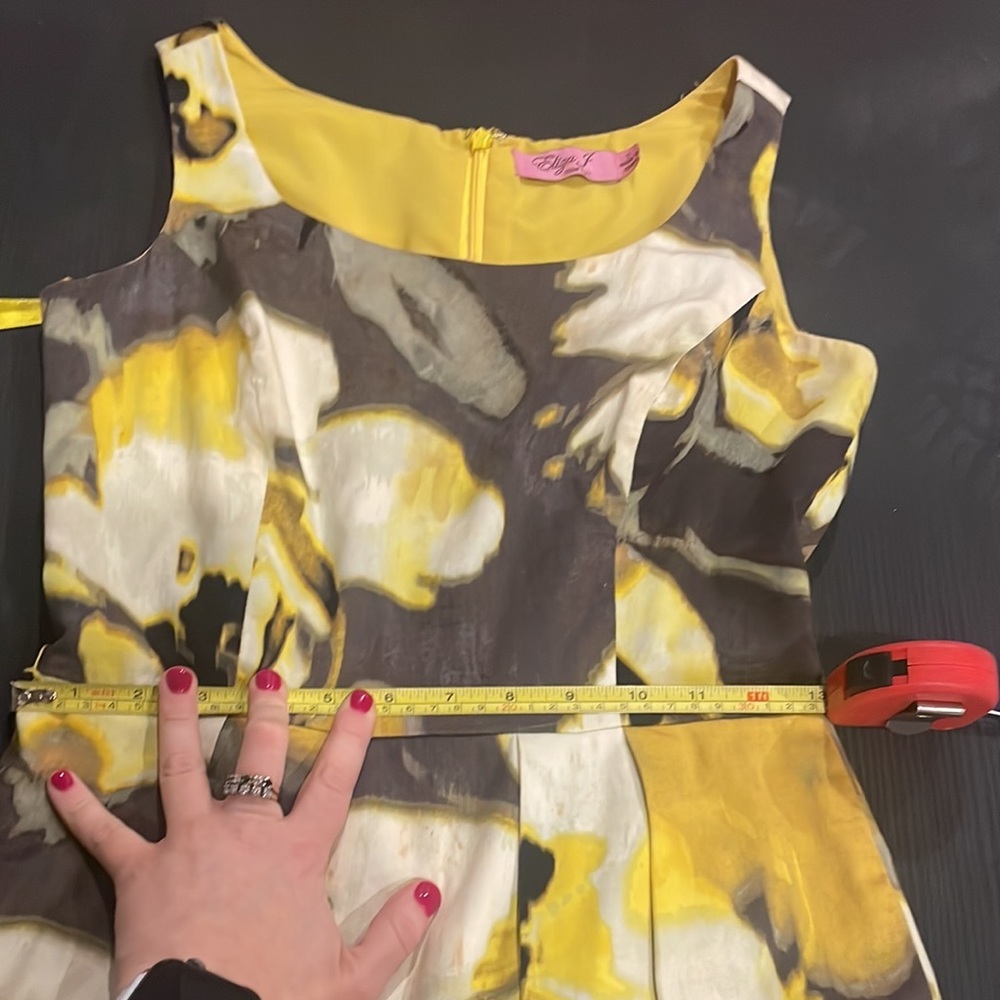 Eliza J Yellow & Gray Floral Sheath Dress – Size 2 - Picture 5 of 5